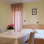 Cosy Near The 3*