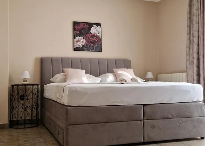 Гостевой дом Cosy Near The
