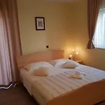 게스트하우스 Cosy Near The