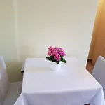 Cosy Near The 자다르