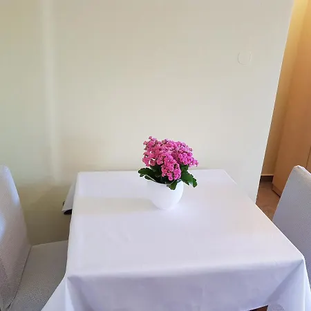 Cosy Near The Ζαντάρ
