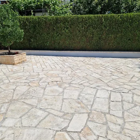 Cosy Near The 3* זאדאר