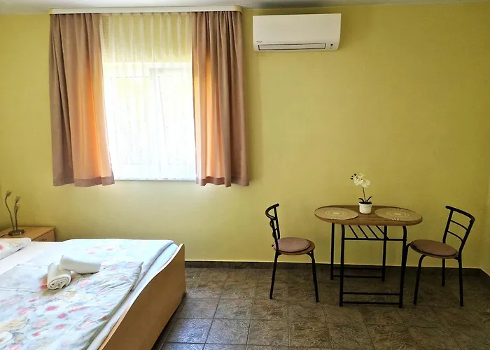Cosy Near The 3* זאדאר