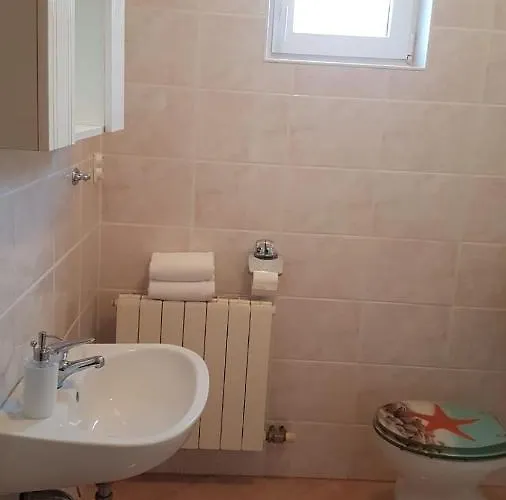 בית הארחה Cosy Near The זאדאר