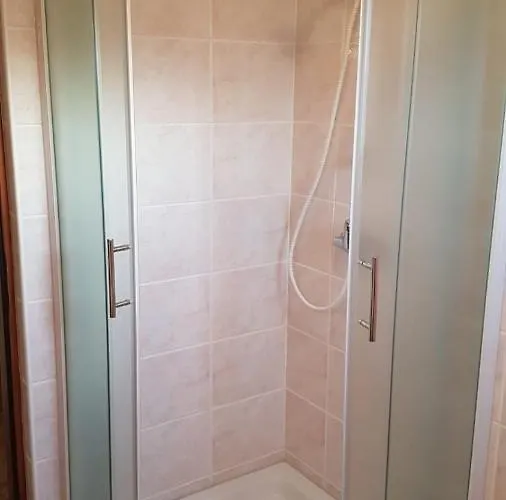 בית הארחה Cosy Near The 3*